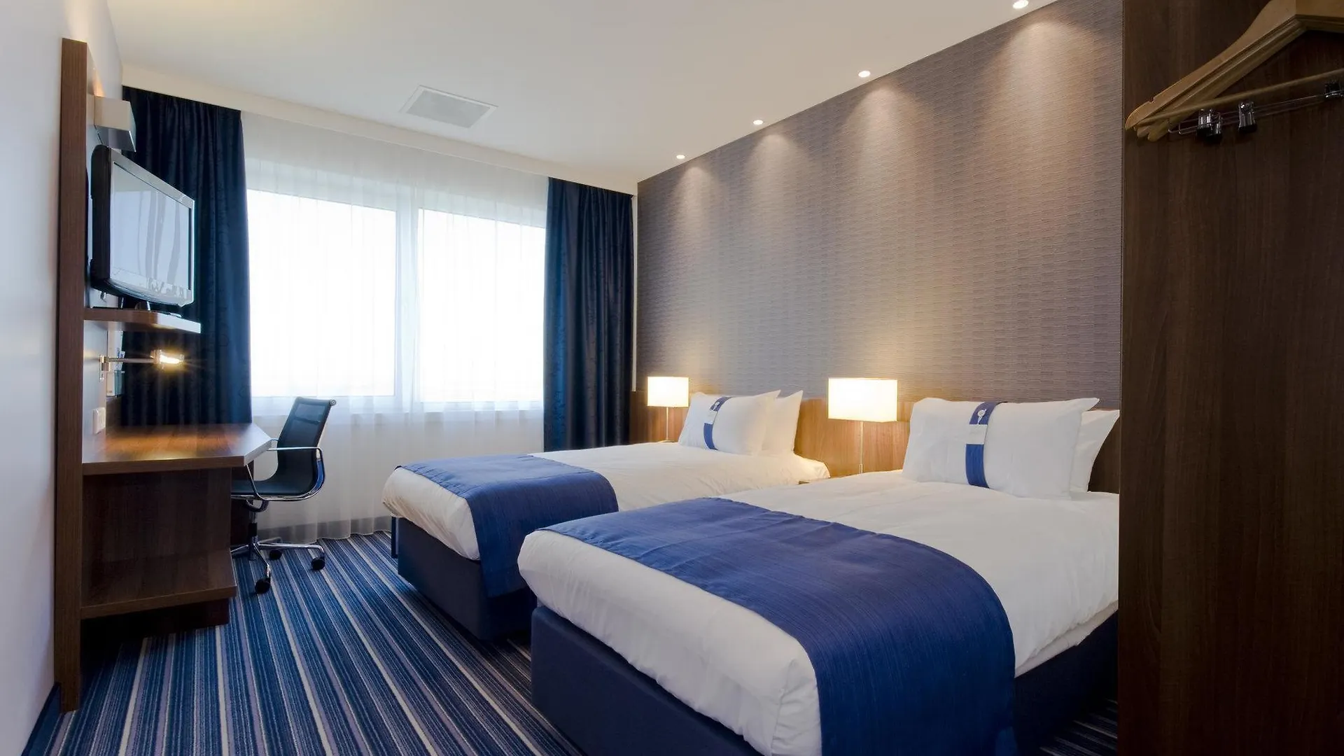 *** Hotel Holiday Inn Express Amsterdam - Schiphol By Ihg Hoofddorp Holandia