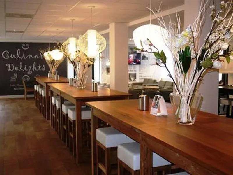 Holiday Inn Express Amsterdam - Schiphol By Ihg Hoofddorp Hotel