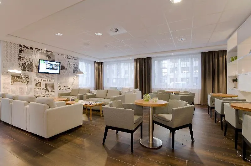 Holiday Inn Express Amsterdam - Schiphol By Ihg Hoofddorp Hotel
